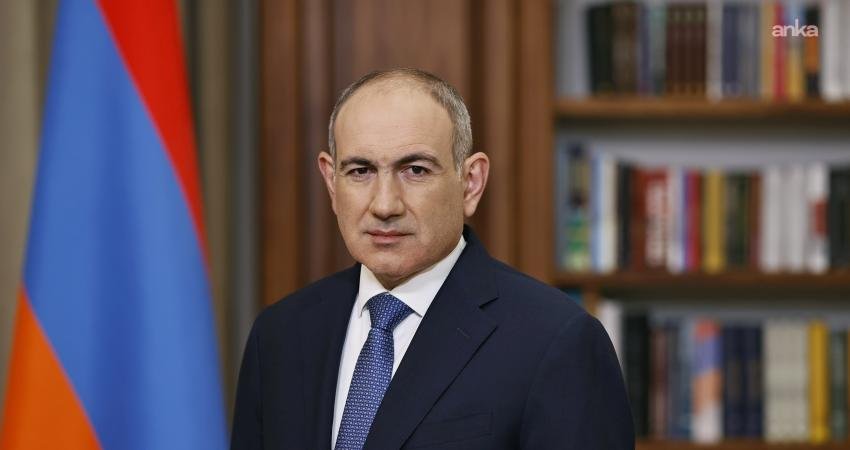 Ermenistan Başbakanı Nikol Paşinyan, dün Erivan'da Ermeni Devrimci Federasyonu'nun düzenlediği