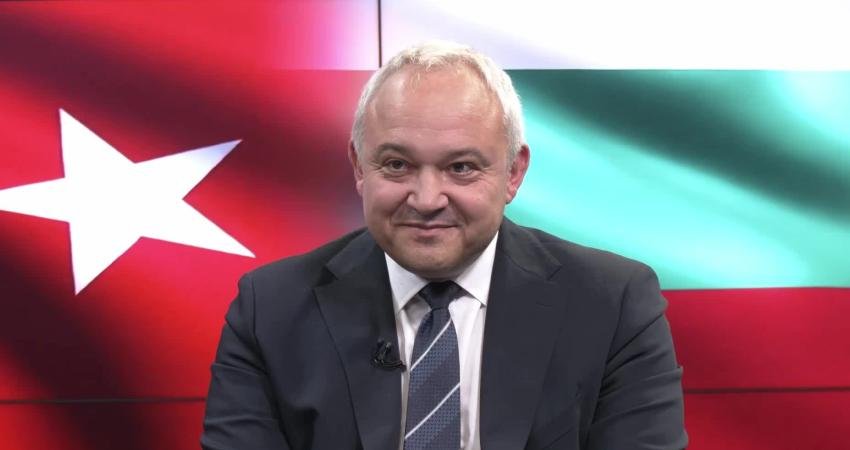 Eski Bulgaristan İçişleri Bakanı Demerdzhiev: “19 Nisan seçimlerinde ‘tartışmasız zafer’ hedefliyoruz” Eski Bulgaristan İçişleri Bakanı Ivan Demerdzhiev, ülkesinde "mafyanın devlet kurumlarını