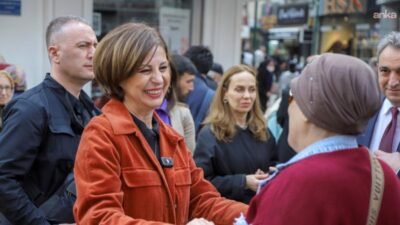 Eskişehir Büyükşehir Belediye Başkanı Ayşe Ünlüce, kentin en işlek noktalarından