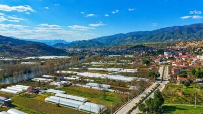 Eskişehir Büyükşehir Belediye Başkanı Ayşe Ünlüce, Sarıcakaya’da yapılması planlanan altın-gümüş