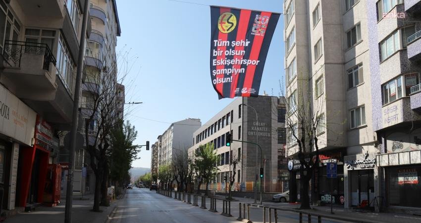 Eskişehir Büyükşehir Belediyesi (EBB), Eskişehirspor'un Balıkesirspor ile oynayacağı play-off karşılaşması