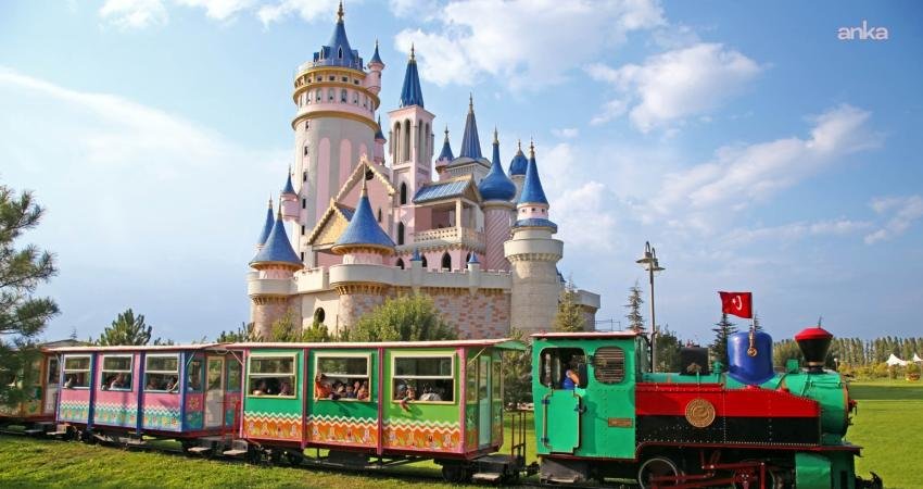 Eskişehir’de 23 Nisan coşkusu, kültür, sanat ve eğlenceyle dolu dolu