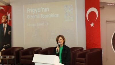 Eskişehir Büyükşehir Belediyesi (EBB) tarafından düzenlenen “Frigya’nın Gizemli Toprakları” söyleşi