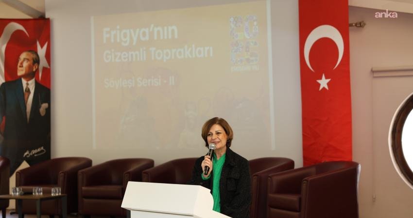 Eskişehir Büyükşehir Belediyesi (EBB) tarafından düzenlenen “Frigya’nın Gizemli Toprakları” söyleşi