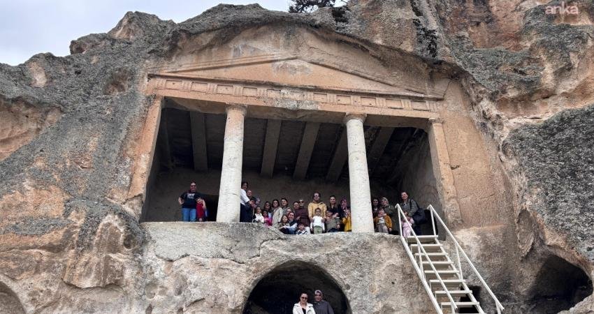 Eskişehir Büyükşehir Belediyesi Kent Tarihi Tanıtımı ve Turizm Dairesi Başkanlığı