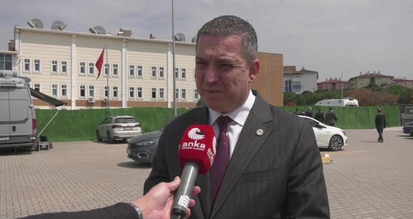 Türkiye Barolar Birliği (TBB) Başkanı Erinç Sağkan, Akbelen savunucusu Esra