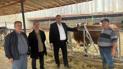 CHP Niğde Milletvekili Ömer Fethi Gürer, Niğde’de süt üreticileriyle bir araya