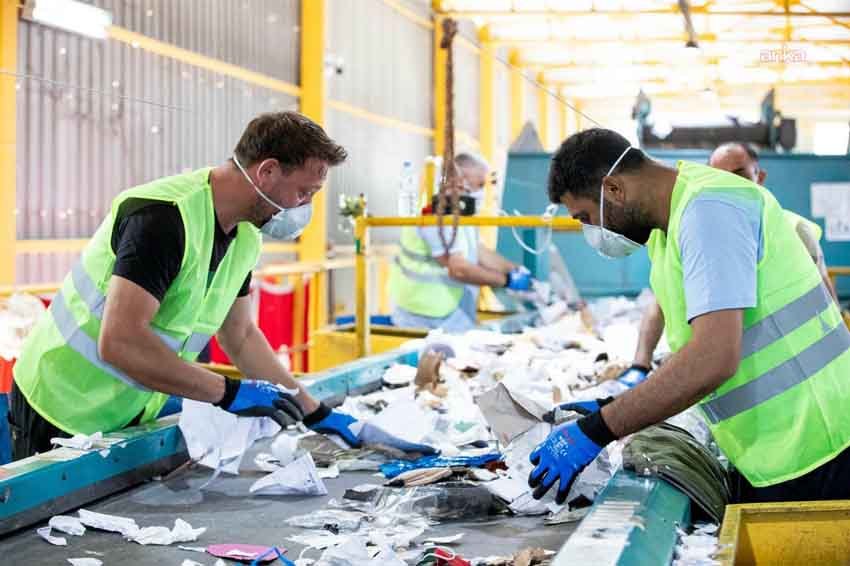 İzmir’de çevre atağı… İzmir Büyükşehir Belediyesi’nin son iki yılda hayata geçirdiği atık yönetimi