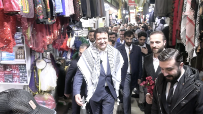 Saadet Partisi Genel Başkanı Mahmut Arıkan, Diyarbakır’da esnafı ziyaret etti.