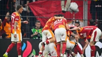 Süper Lig’in 31. haftasında oynanan derbide Galatasaray, sahasında Fenerbahçe’yi 3-0