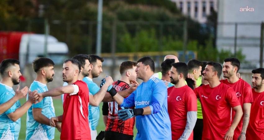 Gemlik Belediyesi’nin düzenlediği Emek Kupası, bu yıl 3’üncü kez sporseverlerle buluştu.