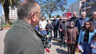 Kahramanmaraş ve Şanlıurfa’daki saldırıların ardından Giresun’da sokağa çıkan eğitim sendikaları,