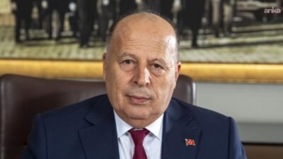 İçişleri Bakanlığı'nca görevden uzaklaştırılan Adana Yüreğir Belediye Başkanı Ali Demirçalı,