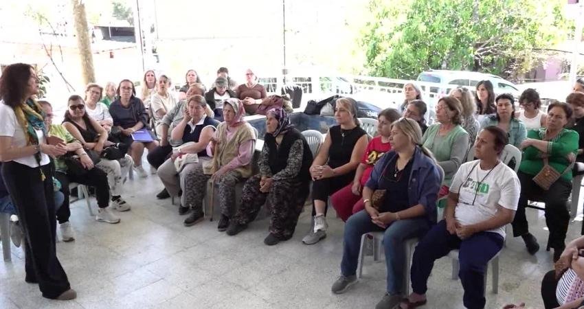 Bornova Belediyesi, BAYETAV iş birliğiyle düzenlediği “Kadın Buluşmaları” kapsamında kadınları