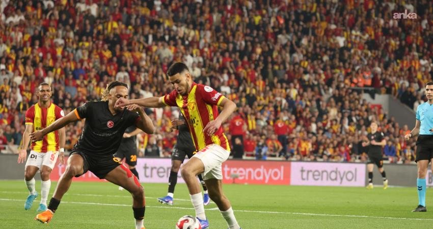 Trendyol Süper Lig’in 27’nci hafta erteleme maçında Göztepe, evinde Galatasaray'a