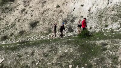 Tunceli İl Jandarma Komutanlığı'na bağlı komando ve Ankara'dan gelen JAK