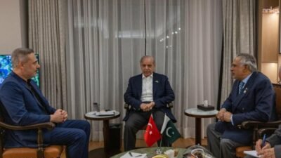 Dışişleri Bakanı Hakan Fidan, Antalya Diplomasi Forumu öncesinde Pakistan Başbakanı