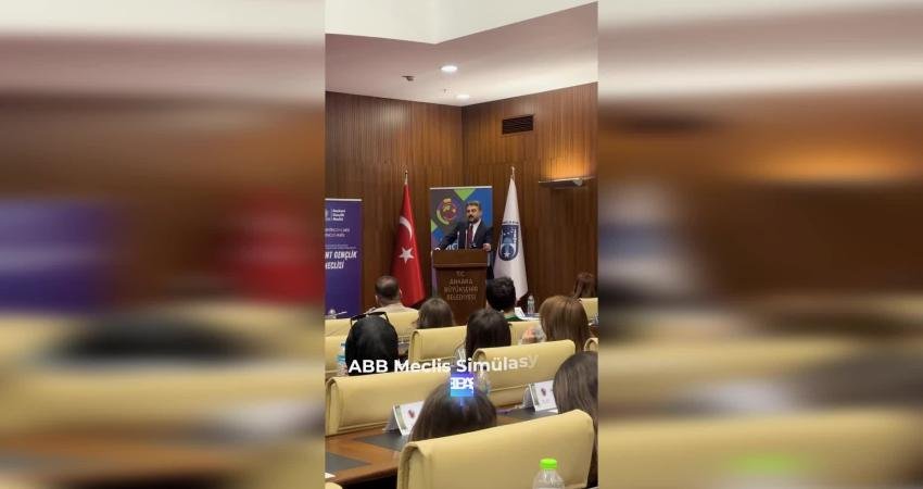 Ankara Kent Konseyi (AKK) Başkanı Halil İbrahim Yılmaz, Başkent Gençlik Meclisi