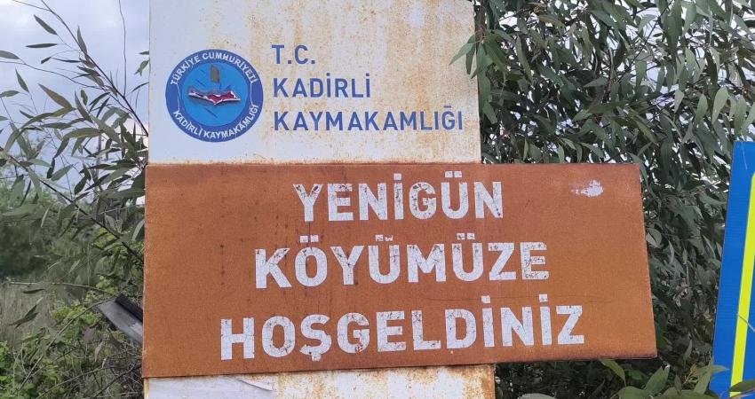 Osmaniye'nin Kadirli ilçesi Yenigün Köyü'nde bir yurttaşın evi heyelan nedeniyle