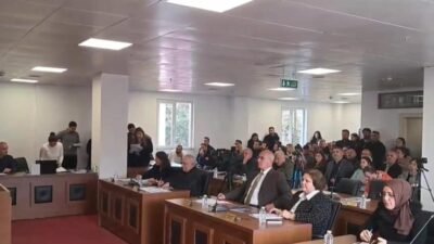 Hopa Belediye Başkanı Utku Cihan, belediye meclisinde yaptığı konuşmada bazı