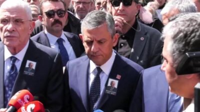 Eski TBMM Başkanı Hüsamettin Cindoruk için Teşvikiye Camisi’nde öğle namazının