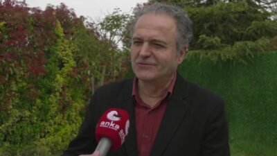 İstanbul Büyükşehir Belediyesi'ne (İBB) ilişkin davanın duruşmalarını izleyen Emek Partisi
