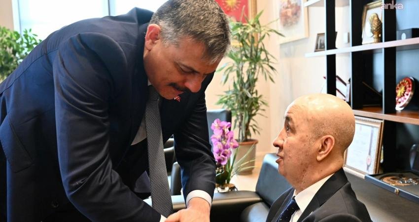 İçişleri Bakanı Çiftçi, 15 Temmuz Gazisi Turgut Aslan’ı ziyaret etti İçişleri Bakanı Mustafa Çiftçi, 10 Nisan Polis Haftası nedeniyle Cumhurbaşkanı