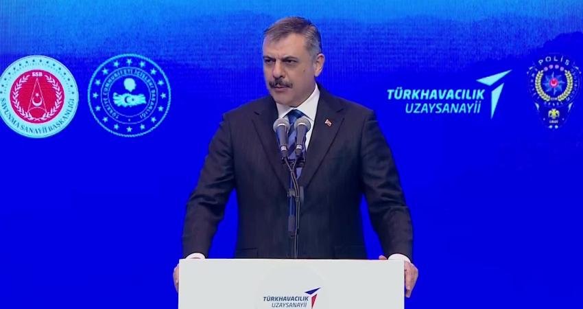 İçişleri Bakanı Çiftçi: “Türkiye savunma sanayinde dışa bağımlılıktan çıkıp oyun kuran aktör haline geldi” İçişleri Bakanı Mustafa Çiftçi, TUSAŞ üretimi Aksungur İHA, ATAK taarruz