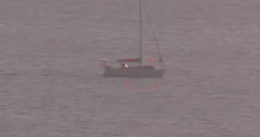 İçişleri Bakanlığı, Balıkesir'in Ayvalık ilçesi açıklarında Sahil Güvenlik insansız hava aracı