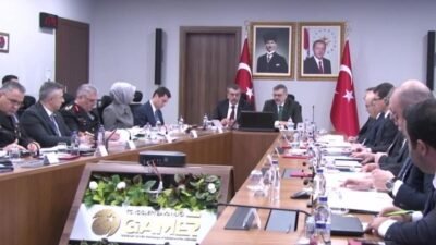 İçişleri Bakanı Mustafa Çiftçi ve Milli Eğitim Bakanı Yusuf Tekin,