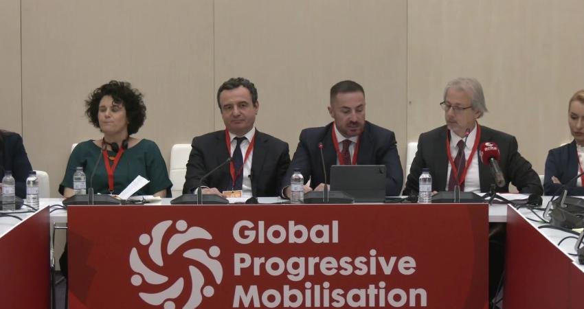 CHP Dış Politika Koordinatörü İlhan Uzgel, Barselona’da düzenlenen Küresel İlerici