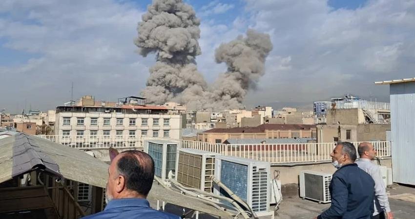 İran Kızılayı Başkanı Pir Hossein Kolivand, ABD ve İsrail’in İran’ı hedef aldığı