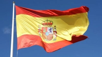 İspanya Dışişleri Bakanı Jose Manuel Albares, İsrail’i, dün Lübnan’a düzenlediği