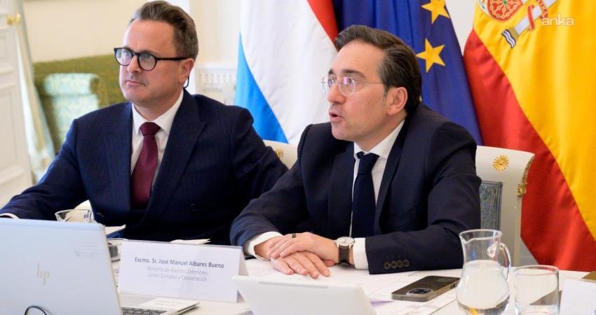 İspanya’dan NATO’nun Hürmüz Boğazı’na müdahale ihtimaline itiraz NATO Genel Sekreteri Mark Rutte’nin Hürmüz Boğazı’nın yeniden açılması için