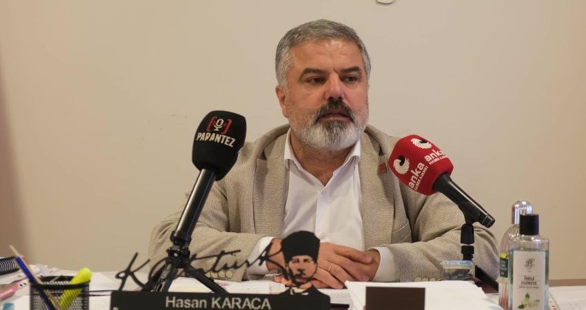 Isparta’da Cumhuriyet Caddesi’ndeki çınarların “taşınmasına” CHP İl Başkanı Karaca’dan tepki: “Belediye Başkanının bu yanlıştan bir an önce dönmesini istiyoruz” Isparta'da Cumhuriyet Caddesi’ndeki 35 kadar çınar ağacının, refüjün kaldırılması için