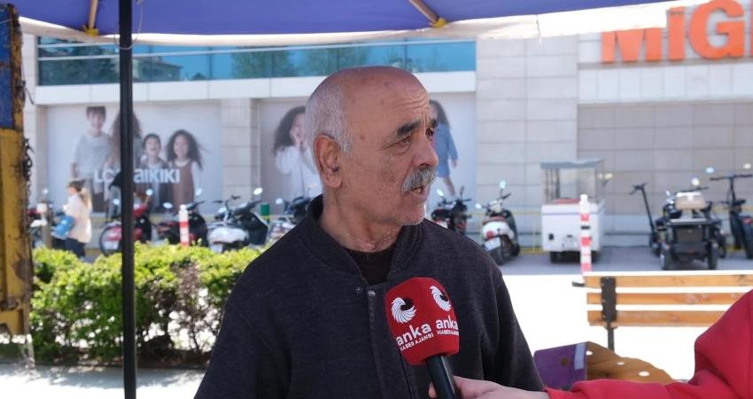 Isparta'da pazar esnafı, yurttaşın alım gücünün düşmesi nedeniyle satışlarının gerilediğini