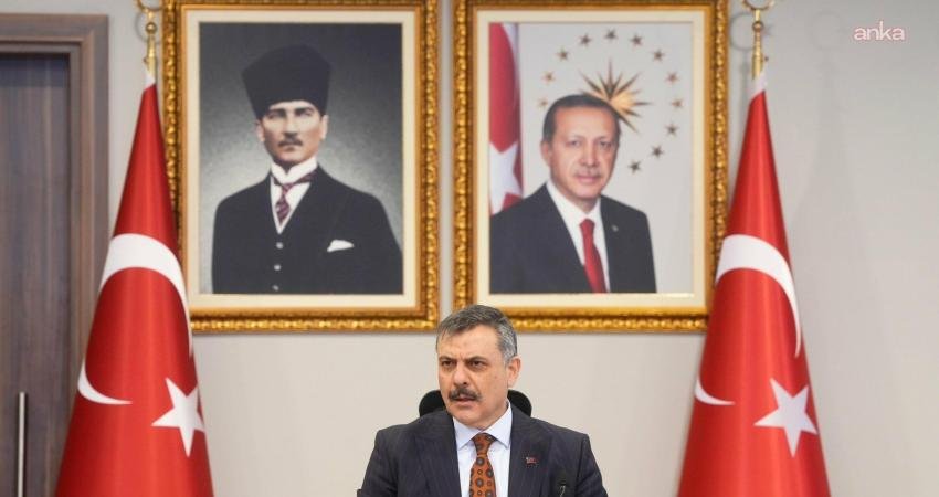 İçişleri Bakanı Mustafa Çiftçi, İstanbul’da Yapı Kredi Plaza Blokları önünde