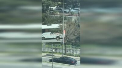 İsrail'in İstanbul Başkonsolosluğu yakınlarında silah sesleri duyuldu. Olay yerine çok