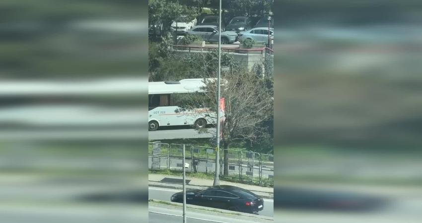 İsrail’in İstanbul Başkonsolosluğu yakınlarında silah sesleri duyuldu İsrail'in İstanbul Başkonsolosluğu yakınlarında silah sesleri duyuldu. Olay yerine çok