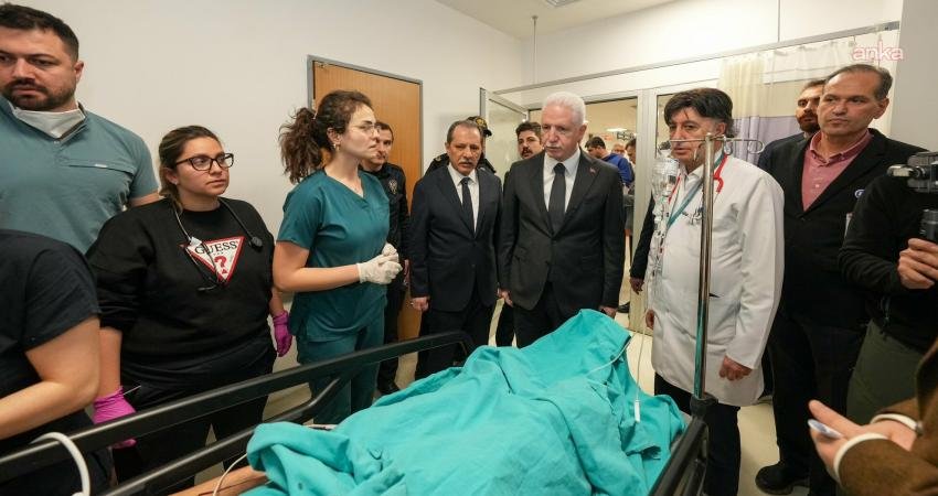 İstanbul Valisi Davut Gül, Beşiktaş ilçesinde bulunan Yapı Kredi Plaza'nın