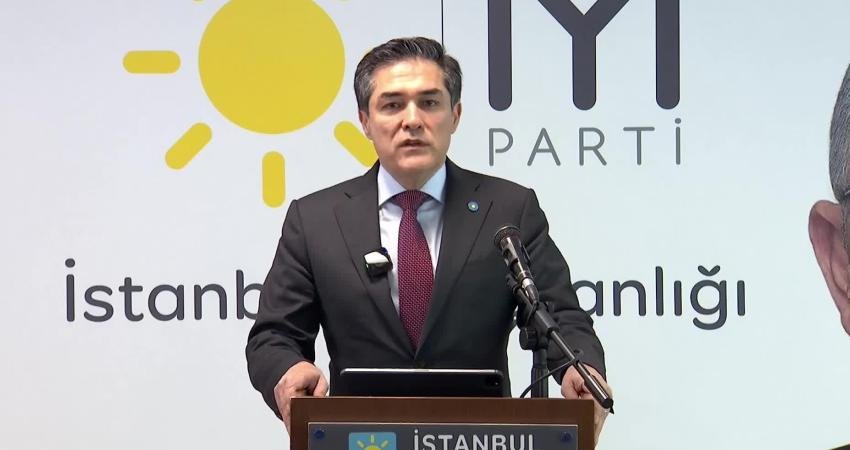 İYİ Parti Sözcüsü Buğra Kavuncu, İstanbul İl Başkanlığı’nda yaptığı basın