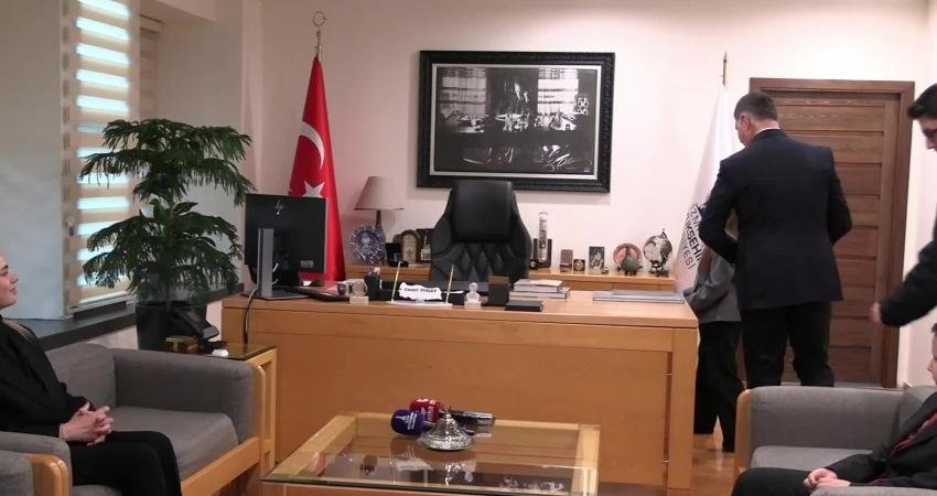 İzmir Büyükşehir Belediye Başkanı Cemil Tugay, 23 Nisan Ulusal Egemenlik