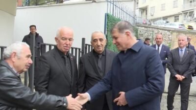 İzmir Büyükşehir Belediye Başkanı Cemil Tugay, Muharip Gaziler Derneği İzmir