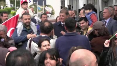 Büyükşehir Belediye Başkanı Cemil Tugay, İzmir Büyükşehir Belediyesi 23 Nisan