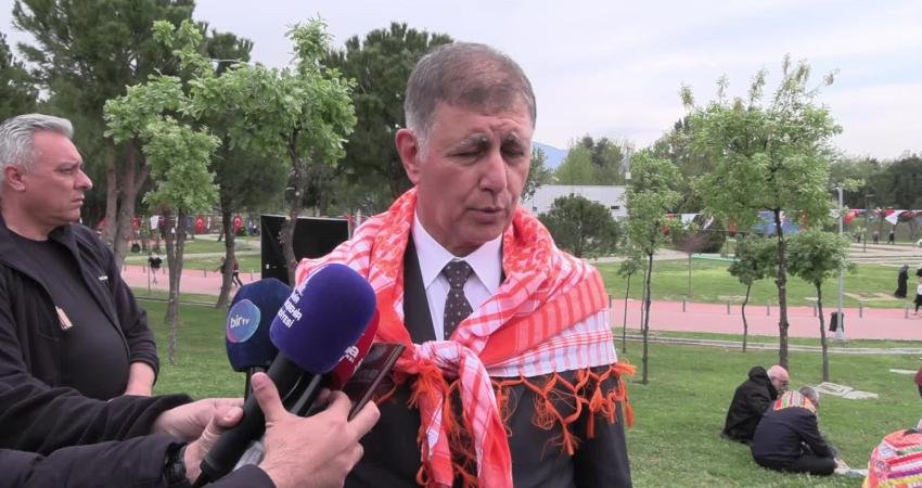 İzmir Büyükşehir Belediye Başkanı Cemil Tugay, Karşıyaka Zübeyde Hanım Stadyumu