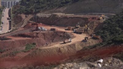 İzmir Büyükşehir Belediyesi tarafından dar ve orta gelirli vatandaşları ev