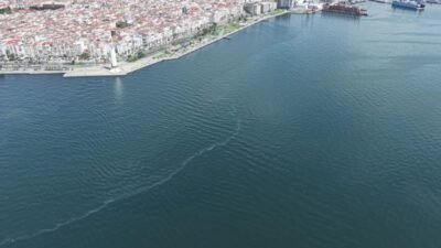 İzmir Büyükşehir Belediyesi tarafından İzmir Körfezi’nde yapılan rutin dron tarama
