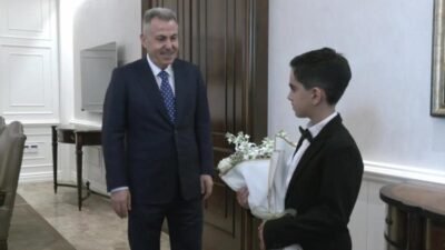 İzmir’de 23 Nisan Ulusal Egemenlik ve Çocuk Bayramı kapsamında geleneksel