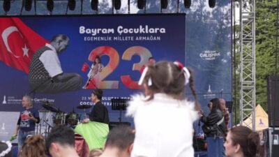 23 Nisan Ulusal Egemenlik ve Çocuk Bayramı İzmir Büyükşehir Belediyesi