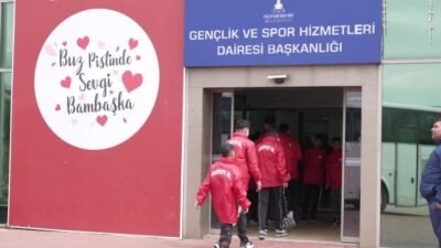 İzmir Büyükşehir Belediye Başkanı Cemil Tugay, Roman Yurttaş Meclisi’nde verdiği